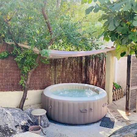 Maison De 55m2 Individuelle Avec Jacuzzi En Plein Coeur De Porto-vecchio Apartmán *