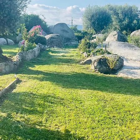 Apartmán Maison De 55m2 Individuelle Avec Jacuzzi En Plein Coeur De Porto-vecchio *
